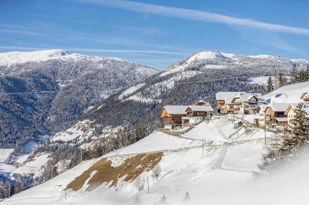 Appartamento Primo Piano San Martino in Badia Exteriör bild