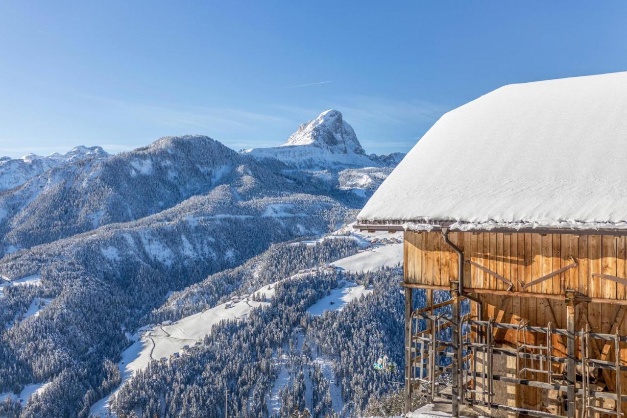 Appartamento Primo Piano San Martino in Badia Exteriör bild