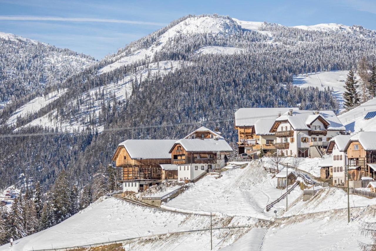 Appartamento Primo Piano San Martino in Badia Exteriör bild